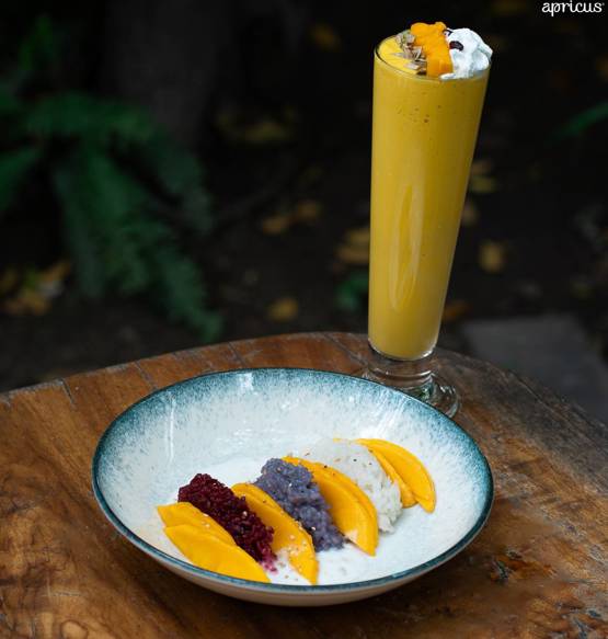 Enjoy the sweetness of the summer with our Mango Sticky Rice